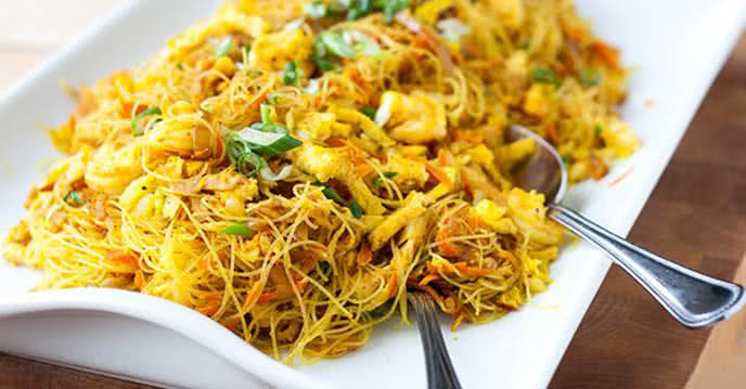 BÚN GẠO XÀO BÒ/ SINGAPORE
